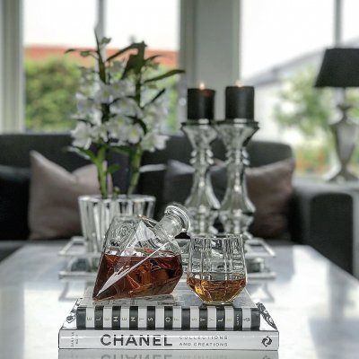 Viskikarahvi Diamant (Timantti), 2 lasia, 0,75 litraa